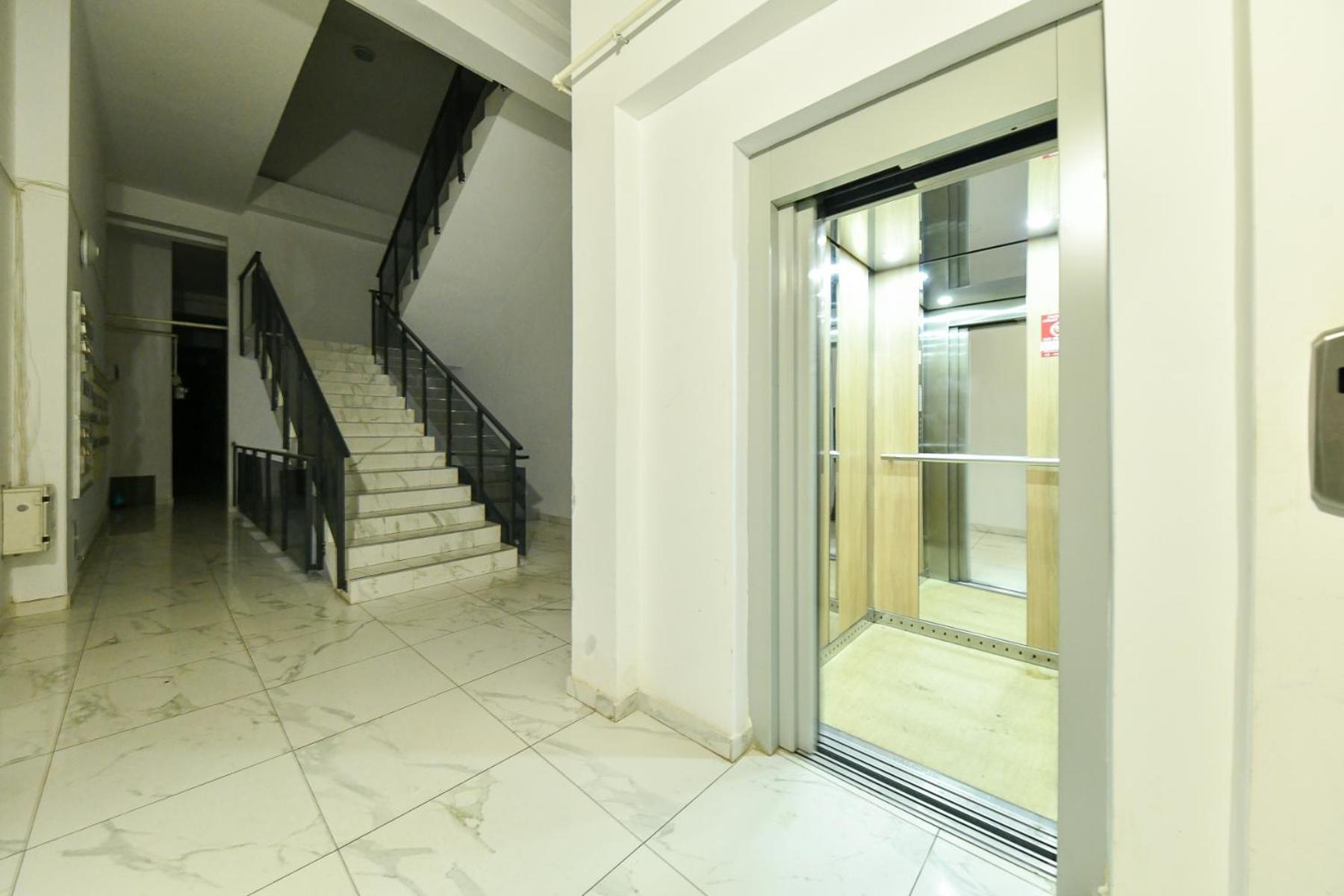 The Movie Apartment Cluj Napoca Bagian luar foto